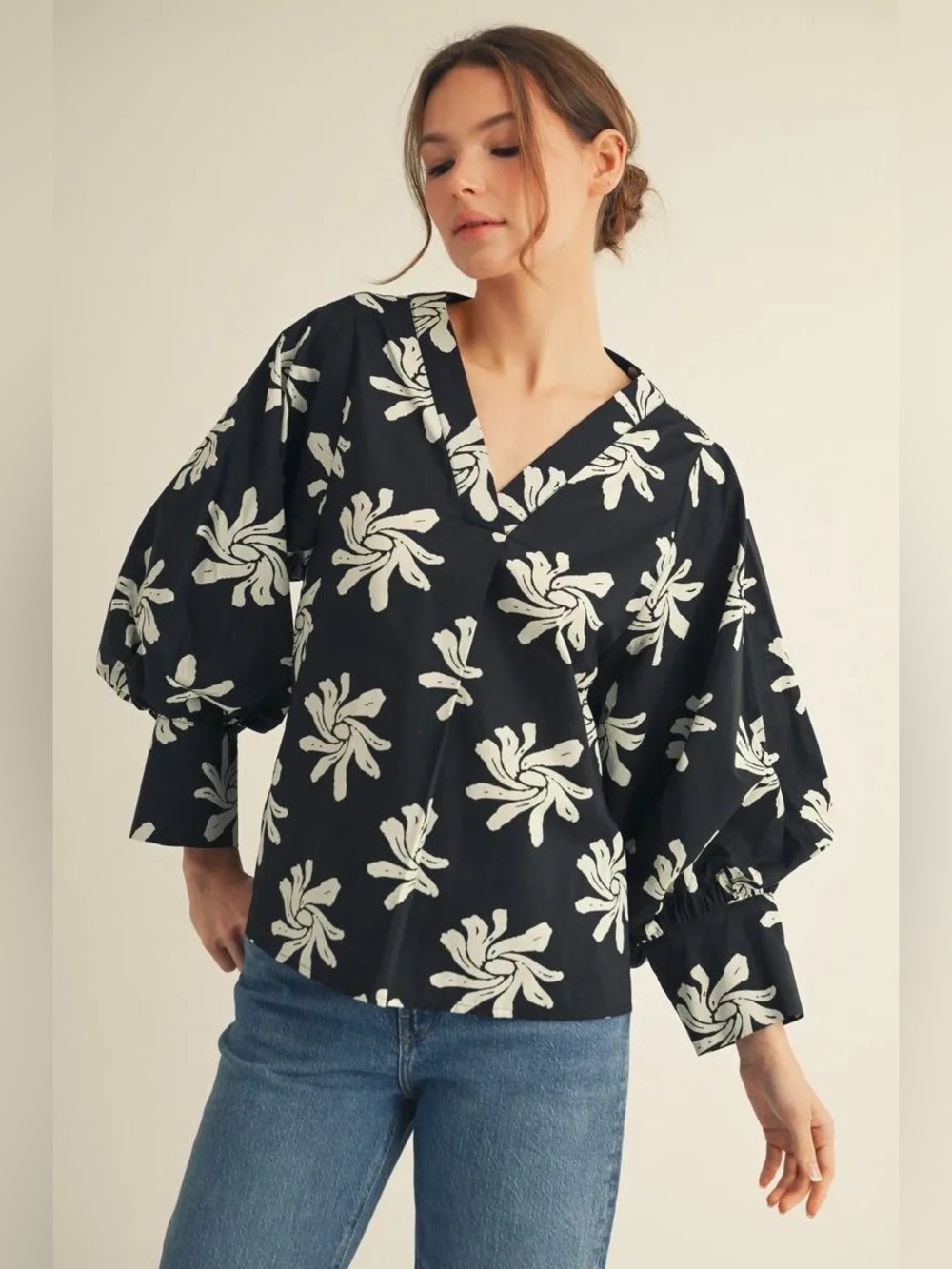 Black Floral V-Neck Balloon Sleeve Blouse